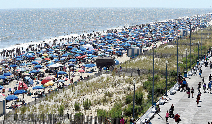 Rehoboth Beach Labor Day 2015 - Photo by Chuck Snyder