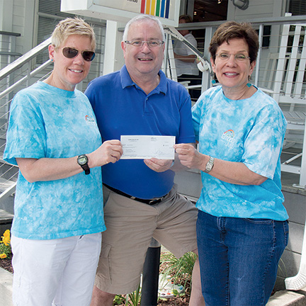 Diving for Life Donates to CAMP Rehoboth